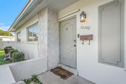 Casa en venta en Miami, Florida, 3 dormitorios, 107.02 m2 № 1988709 - foto 4