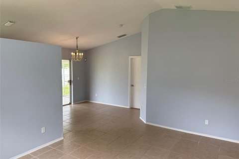 House in Kissimmee, Florida 3 bedrooms, 97.18 sq.m. № 1906807 - photo 4