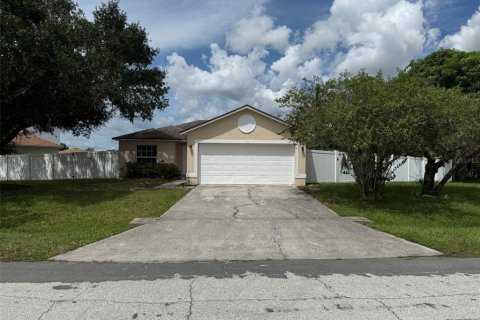 House in Kissimmee, Florida 3 bedrooms, 97.18 sq.m. № 1906807 - photo 1