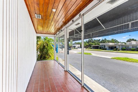 Immobilier commercial à vendre à Tampa, Floride: 284.47 m2 № 2209987 - photo 2