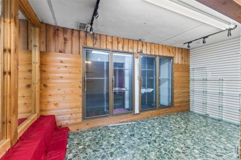 Immobilier commercial à vendre à Tampa, Floride: 284.47 m2 № 2209987 - photo 9