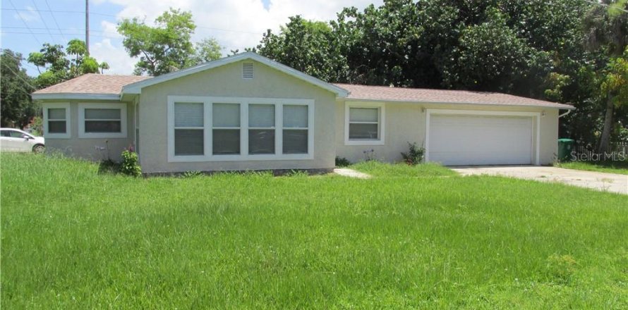 Casa en Port Charlotte, Florida 3 dormitorios, 109.44 m2 № 1894898
