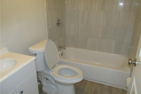 Casa en alquiler en Port Charlotte, Florida, 3 dormitorios, 109.44 m2 № 1894898 - foto 10