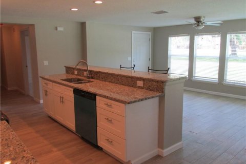 Casa en alquiler en Port Charlotte, Florida, 3 dormitorios, 109.44 m2 № 1894898 - foto 11