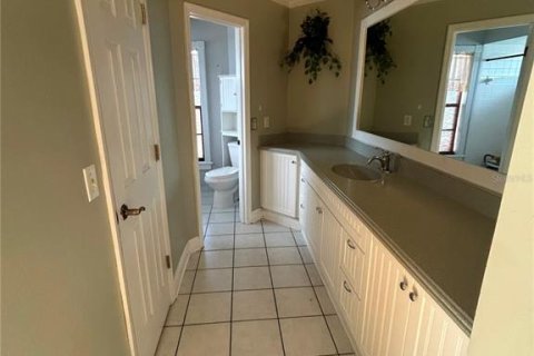 Casa en alquiler en Kissimmee, Florida, 4 dormitorios, 169.55 m2 № 2207878 - foto 17