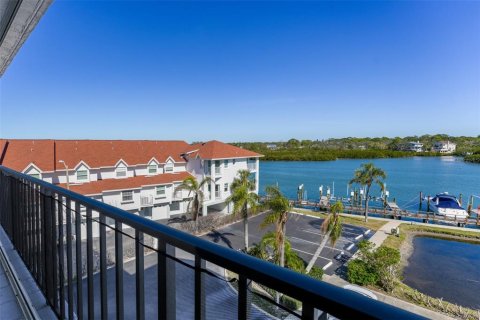 Condominio en venta en Indian Shores, Florida, 2 dormitorios, 130.06 m2 № 1532053 - foto 2