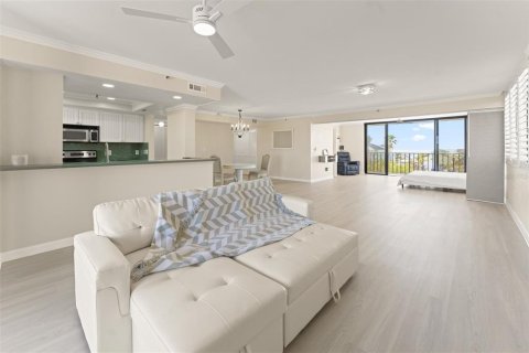 Condominio en venta en Indian Shores, Florida, 2 dormitorios, 130.06 m2 № 1532053 - foto 21