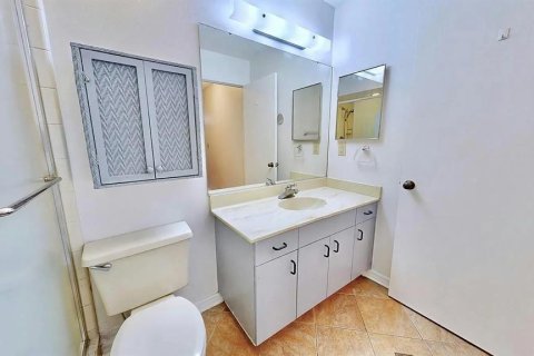 Купить кондоминиум в Сан-Сити-Центр, Флорида 6 комнат, 174.47м2, № 1895009 - фото 27