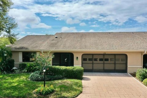 Condominio en venta en Sun City Center, Florida, 2 dormitorios, 174.47 m2 № 1895009 - foto 2