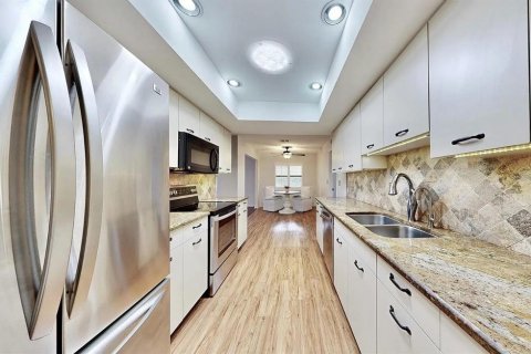 Купить кондоминиум в Сан-Сити-Центр, Флорида 6 комнат, 174.47м2, № 1895009 - фото 16
