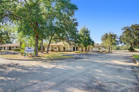 Propiedad comercial en alquiler en Ocala, Florida, 164.72 m2 № 441086 - foto 4
