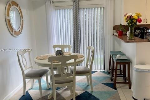 Condo in Cutler Bay, Florida, 3 bedrooms  № 2401691