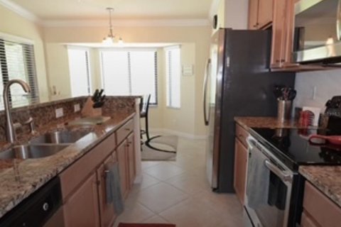 Condo in Bradenton, Florida, 2 bedrooms  № 1746966 - photo 3