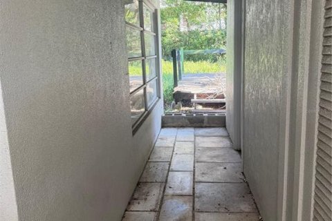 Casa en venta en New Port Richey, Florida, 2 dormitorios, 69.12 m2 № 2167528 - foto 20