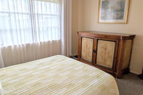 Condo in Bradenton, Florida, 1 bedroom  № 1883042 - photo 15