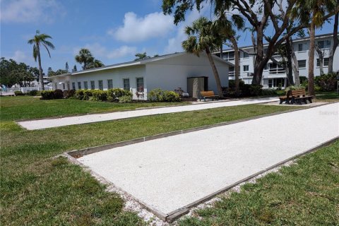 Condo in Bradenton, Florida, 1 bedroom  № 1883042 - photo 29