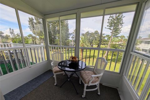 Condo in Bradenton, Florida, 1 bedroom  № 1883042 - photo 21