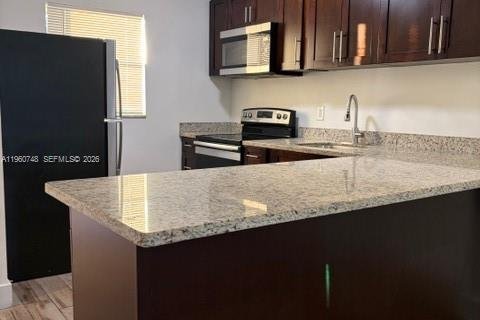 Снять в аренду кондоминиум в Маргит, Флорида 2 спальни, 90.12м2, № 2023517 - фото 7