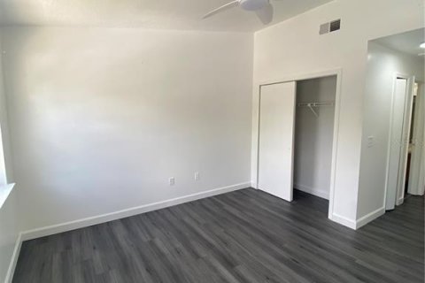 Touwnhouse à vendre à Tampa, Floride: 3 chambres, 122.26 m2 № 1755531 - photo 10