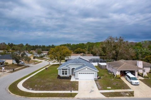 Casa en venta en Hudson, Florida, 3 dormitorios, 141.68 m2 № 1518841 - foto 2