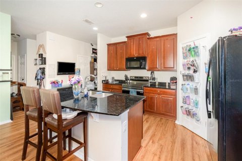 Casa en venta en Mount Dora, Florida, 3 dormitorios, 171.96 m2 № 1795384 - foto 11