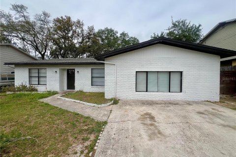 Villa ou maison à Tampa, Floride 4 chambres, 181.53 m2 № 2296568