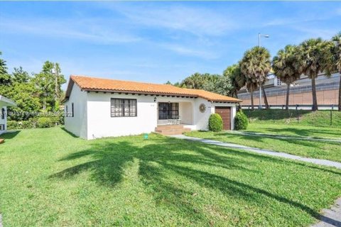 Villa ou maison à vendre à Miami, Floride: 3 chambres, 122.82 m2 № 1980918 - photo 5