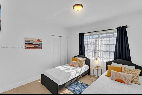 Villa ou maison à vendre à Miami, Floride: 3 chambres, 122.82 m2 № 1980918 - photo 16