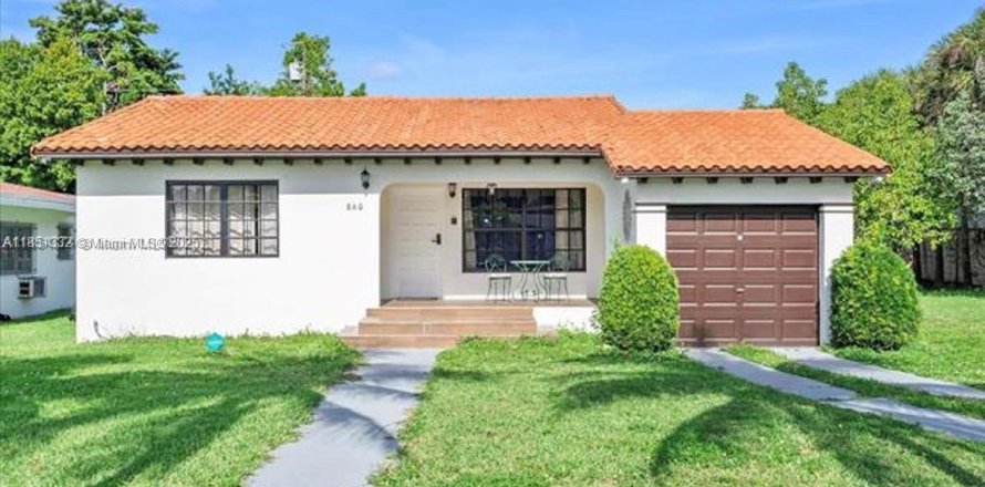 Villa ou maison à Miami, Floride 3 chambres, 122.82 m2 № 1980918