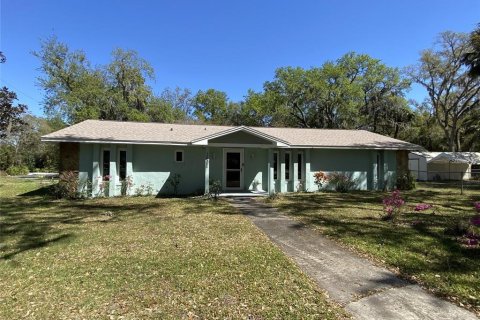 House in DeLand, Florida 2 bedrooms, 130.06 sq.m. № 2359372