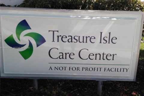 Снять в аренду кондоминиум в Норт-Бей-Виллидж, Флорида 1 спальня, 57.6м2, № 2006009 - фото 26