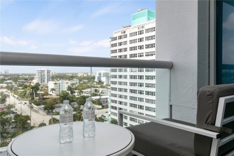 Condo in Fort Lauderdale, Florida  № 2029584 - photo 24