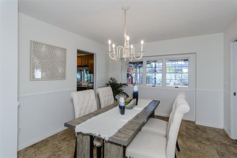 Villa ou maison à vendre à Clearwater, Floride: 3 chambres, 179.95 m2 № 2421761 - photo 12