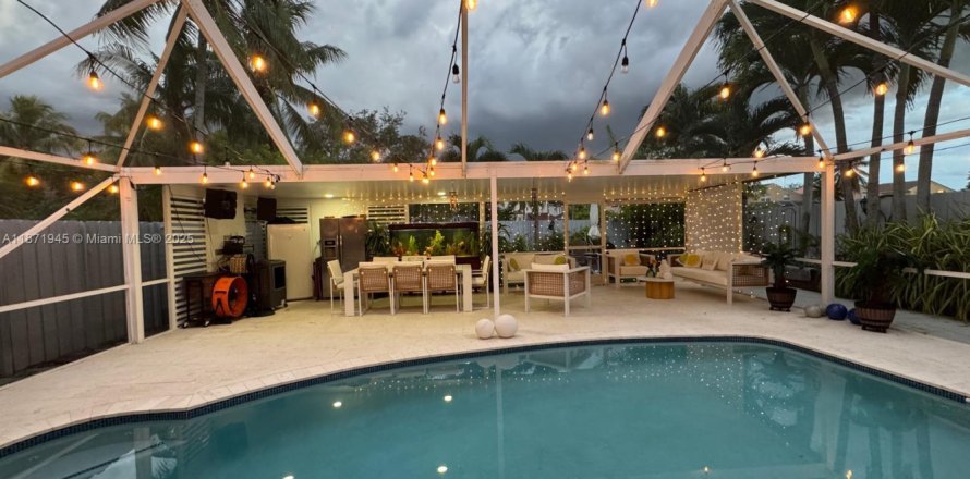 Casa en Miramar, Florida 3 dormitorios, 169.83 m2 № 1898167