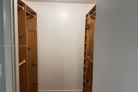 Appartement à louer à Miami, Floride: 1 chambre, 60.39 m2 № 1983410 - photo 11