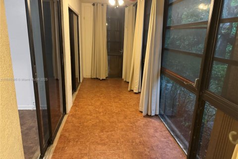 Appartement à louer à Miami, Floride: 1 chambre, 60.39 m2 № 1983410 - photo 9