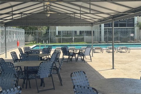 Appartement à louer à Miami, Floride: 1 chambre, 60.39 m2 № 1983410 - photo 15