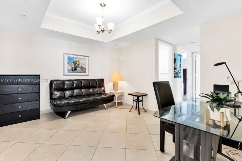 Copropriété à louer à Sunny Isles Beach, Floride: 2 chambres, 156.08 m2 № 1923568 - photo 24