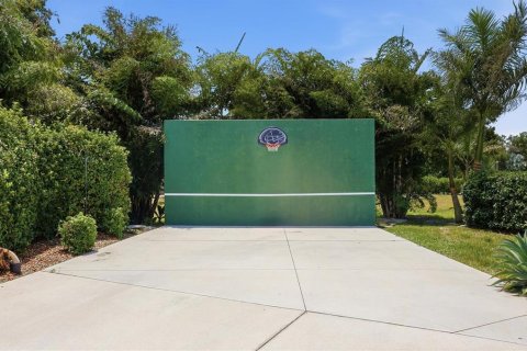 House in Sarasota, Florida 4 bedrooms, 275.18 sq.m. № 2195922 - photo 6