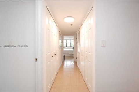Купить кондоминиум в Майами-Бич, Флорида 2 спальни, 101.08м2, № 1888342 - фото 5