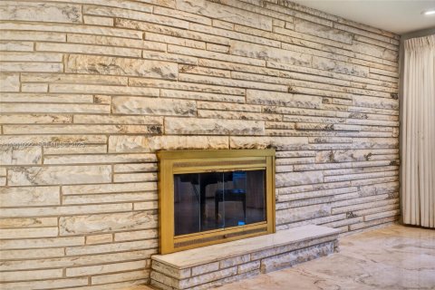 Casa en venta en Pompano Beach, Florida, 4 dormitorios, 250.84 m2 № 1983939 - foto 17