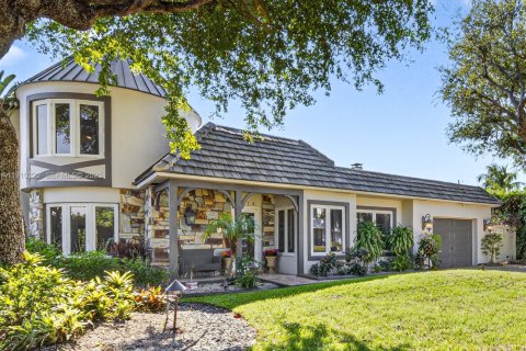 Casa en venta en Pompano Beach, Florida, 4 dormitorios, 250.84 m2 № 1983939 - foto 1