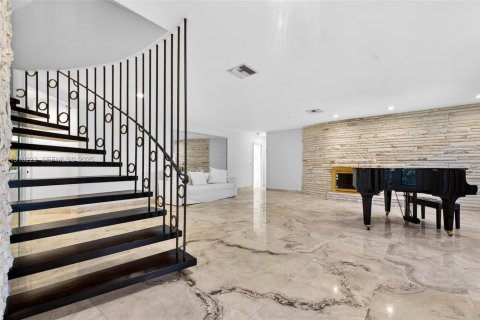 Casa en venta en Pompano Beach, Florida, 4 dormitorios, 250.84 m2 № 1983939 - foto 15