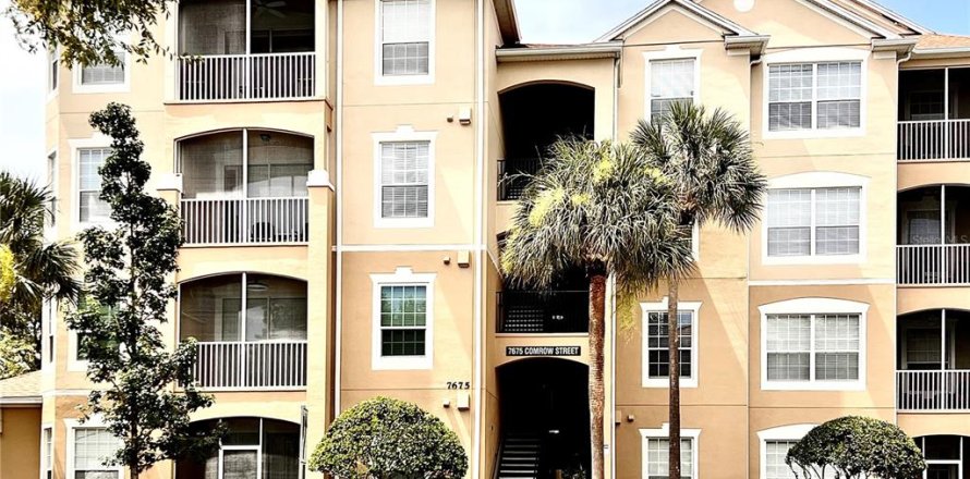 Condo in Kissimmee, Florida, 3 bedrooms № 1815487