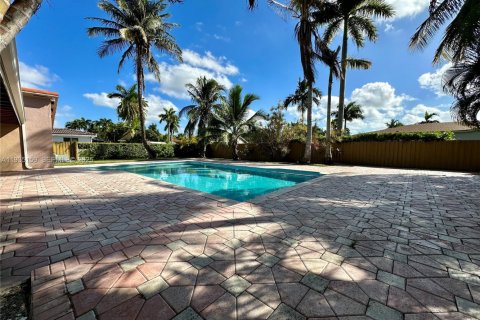 Villa ou maison à louer à Miami, Floride: 3 chambres, 184.88 m2 № 1993343 - photo 19