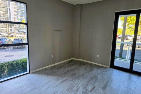 Condominio en venta en Aventura, Florida, 2 dormitorios, 108.23 m2 № 2035792 - foto 13