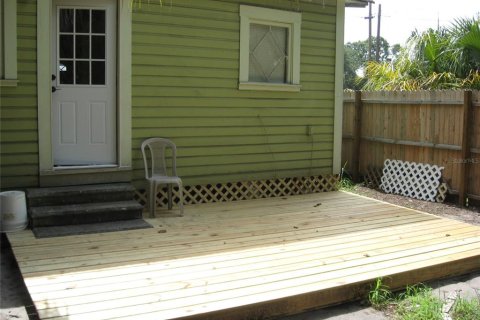 Immobilier commercial à louer à Tampa, Floride: 76.18 m2 № 943436 - photo 4