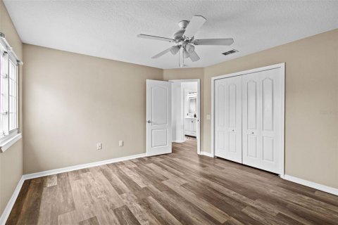 Villa ou maison à vendre à Tampa, Floride: 4 chambres, 272.2 m2 № 1690108 - photo 22