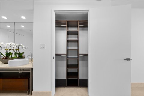 Copropriété à louer à Sunny Isles Beach, Floride: 1 chambre, 82.03 m2 № 2253495 - photo 21