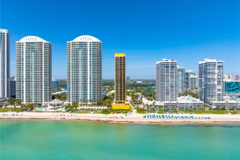 Condo à Sunny Isles Beach, Floride, 1 chambre  № 2253495